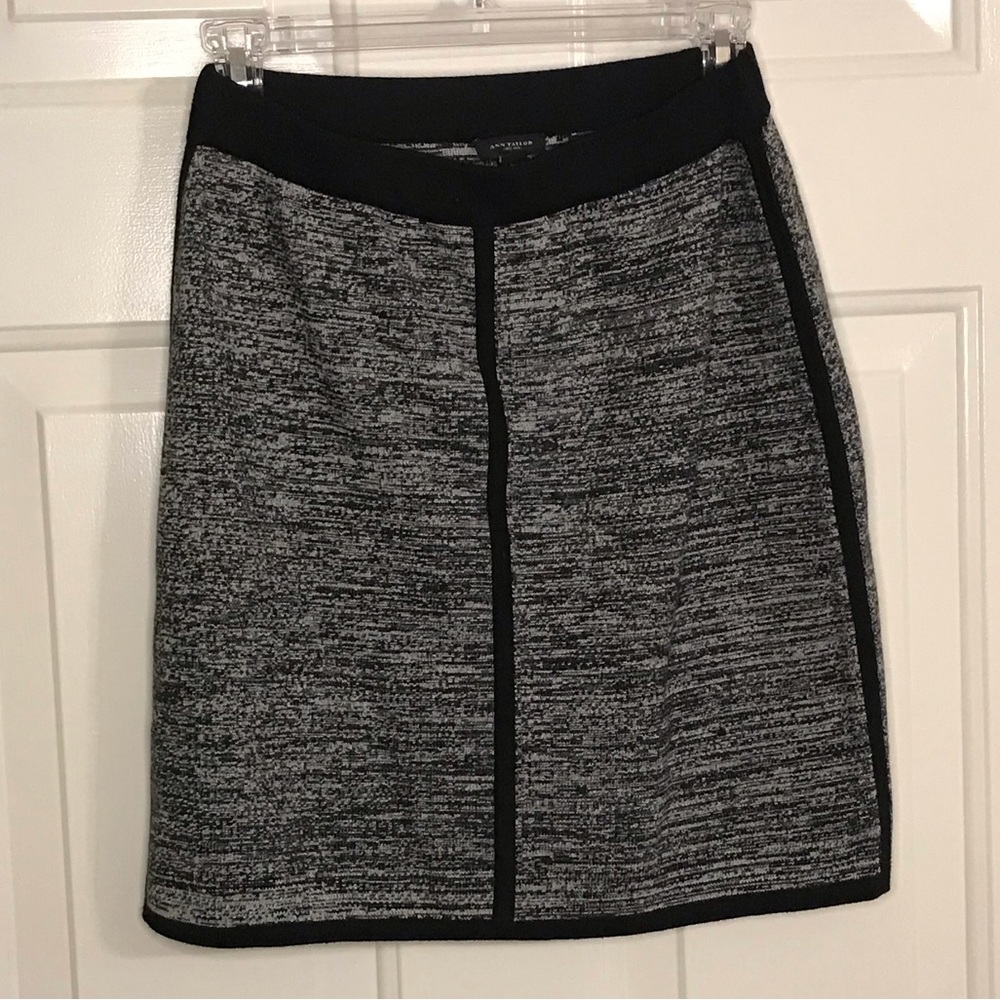 Ann Taylor skirt size XS